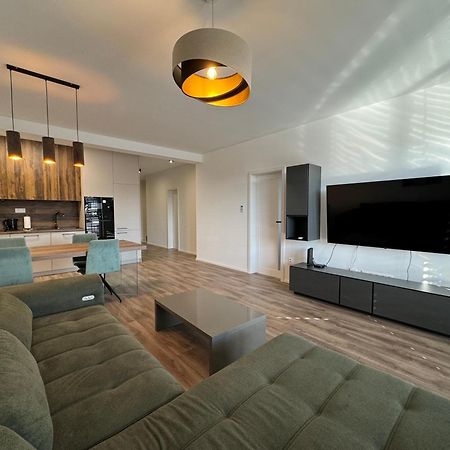 Project Ik Luxury Apartments Sered' Dış mekan fotoğraf